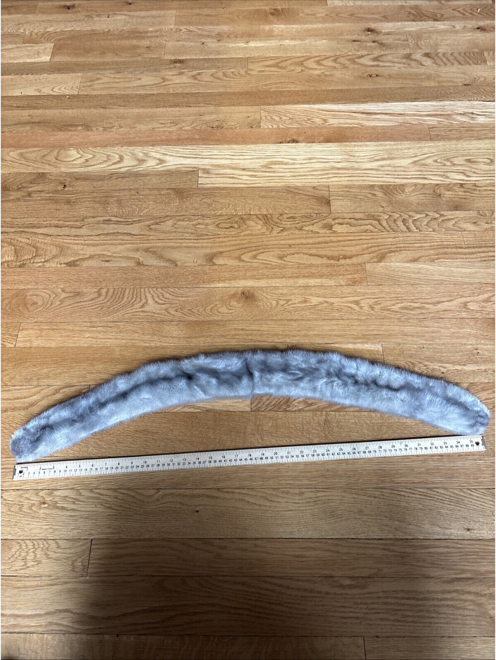 Vintage Silver-gray Genuine Mink Fur Collar Scarf Features A Plush Texture Lg